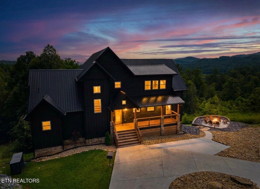Photo of 2843 Cedar Falls Way, Sevierville, TN 37862 (MLS # 1354520)