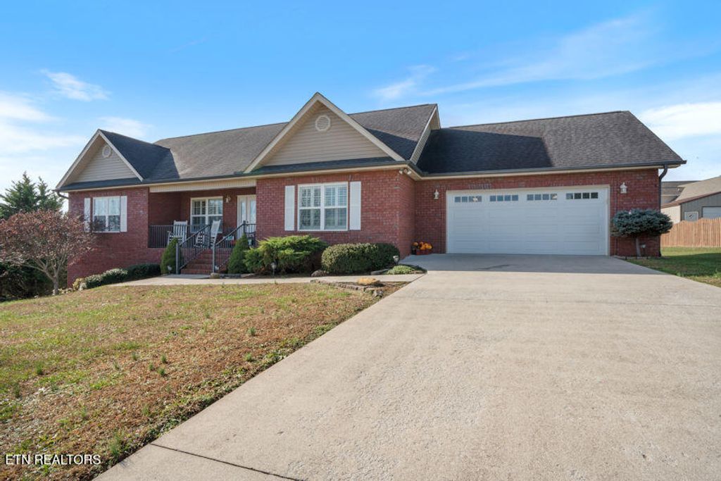 Photo of 1437 Korey Blvd, Sevierville, TN 37876 (MLS # 1323172)
