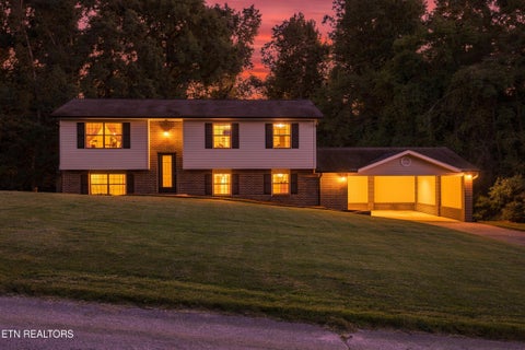 Photo of 535 Bobwhite Drive, Loudon, TN 37774 (MLS # 1354660)