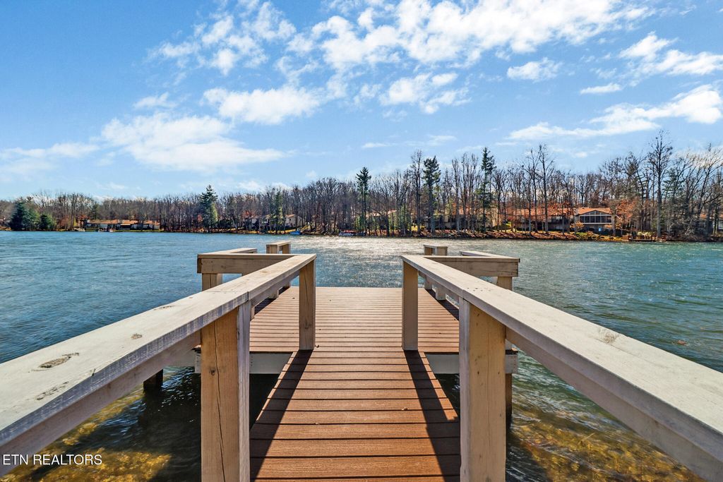 Photo of 96 Lakeshsore Lane #28, Crossville, TN 38558 (MLS # 1323053)