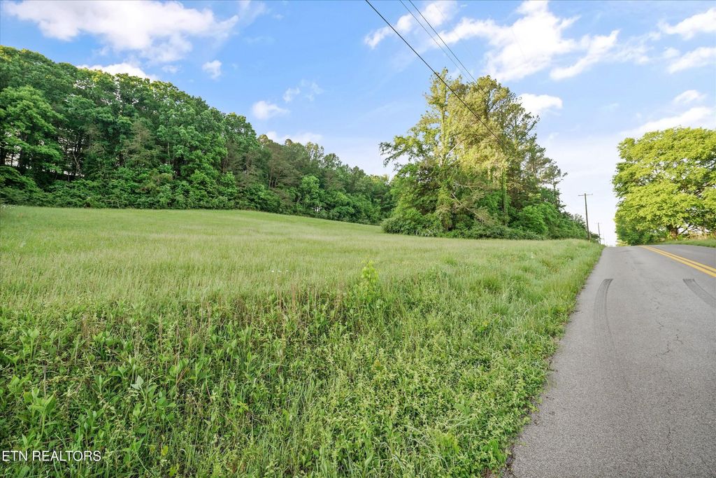 Photo of Bent Rd, Kodak, TN 37764 (MLS # 1341640)