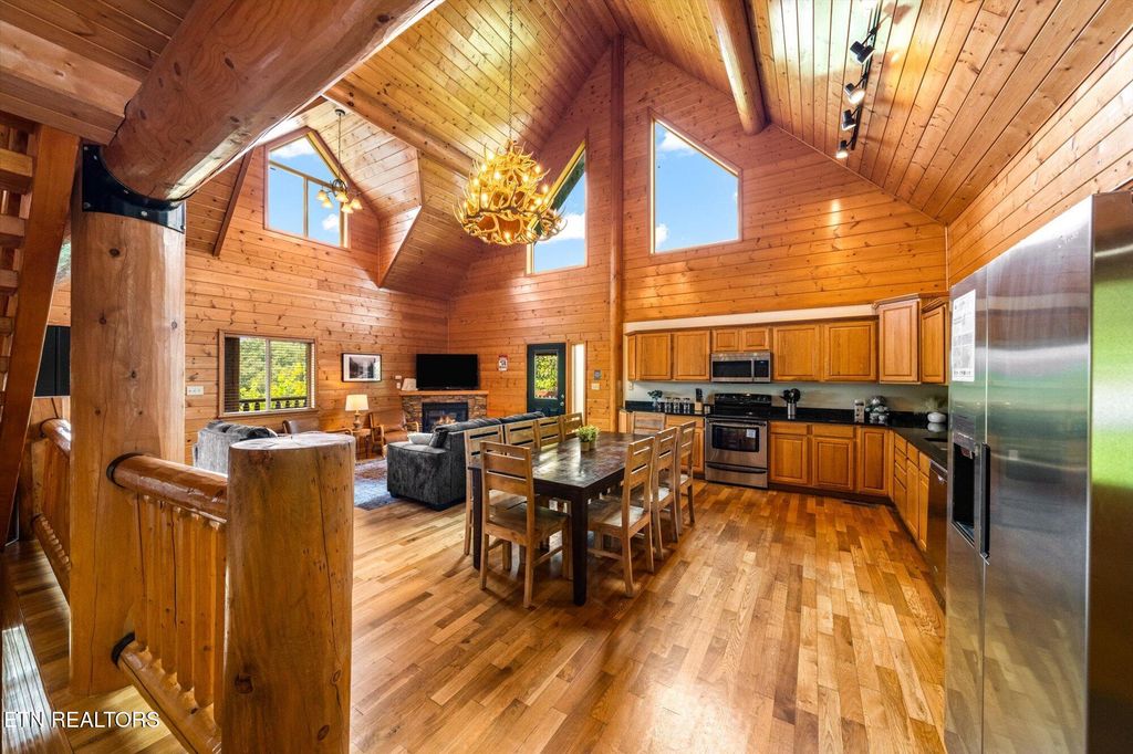 Photo of 4430 New Pioneer Tr, Pigeon Forge, TN 37863 (MLS # 1333182)