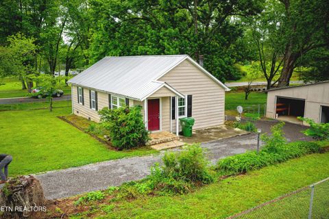 Photo of 408 Amerine Rd, Maryville, TN 37804 (MLS # 1342560)