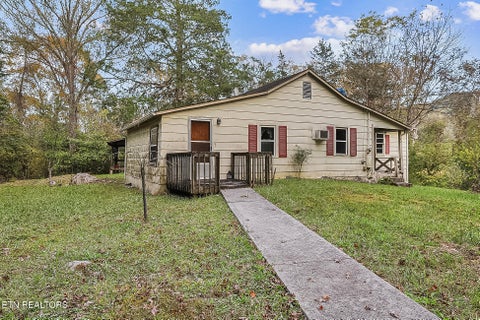 Tiny photo for 142 Lambdin Rd, Maynardville, TN 37807 (MLS # 1360263)