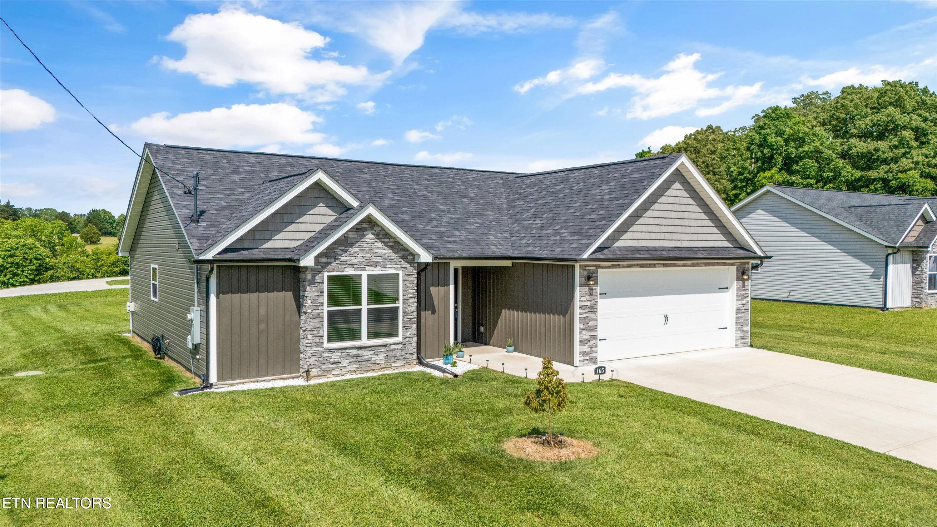 105 Patriot Lane