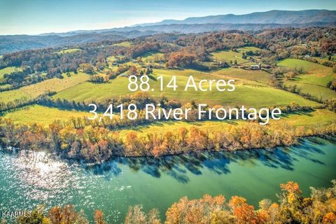 311 Ross Cemetery Rd Rocky Top TN 37769