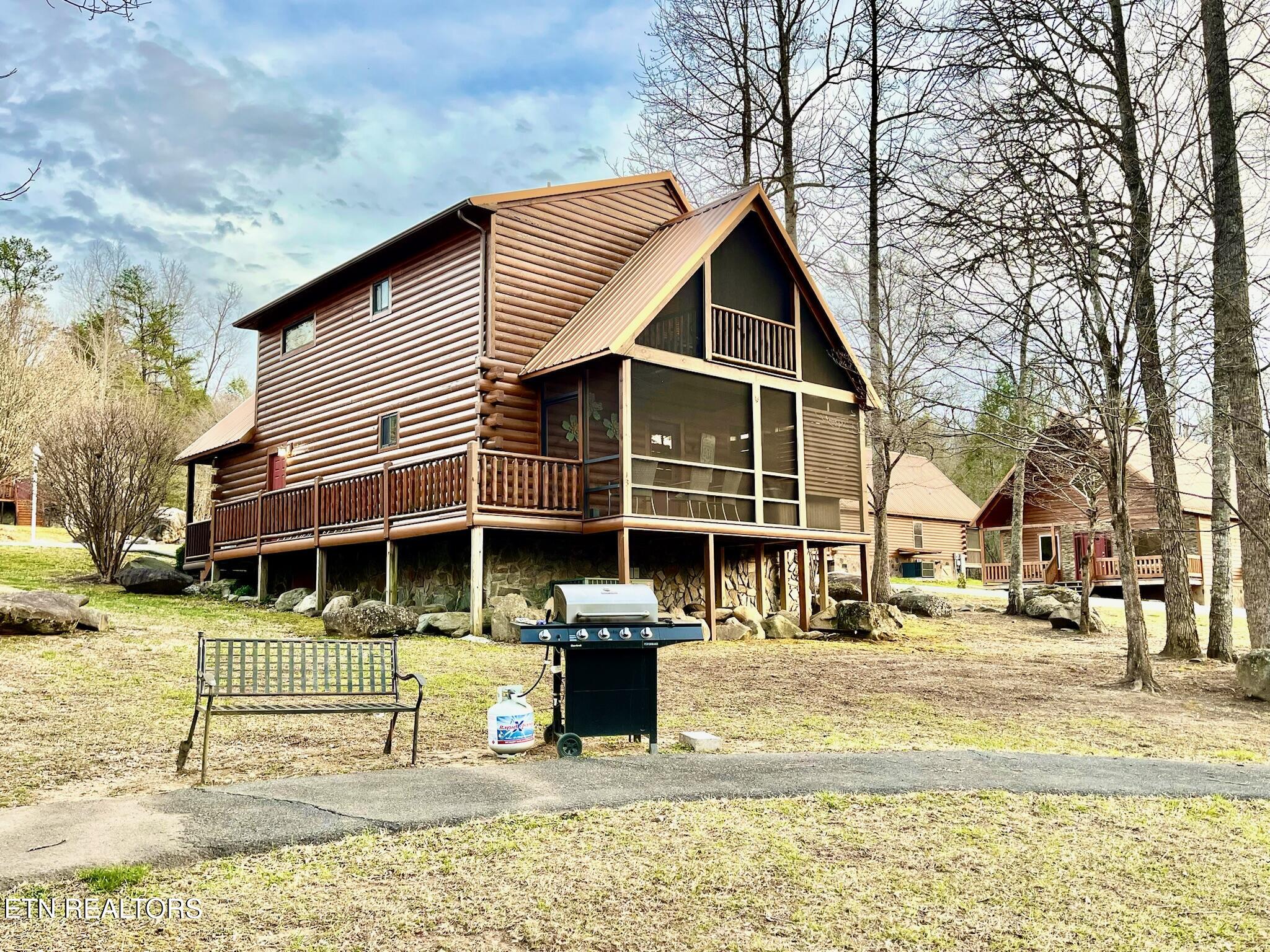 131 White Oak Resort Way