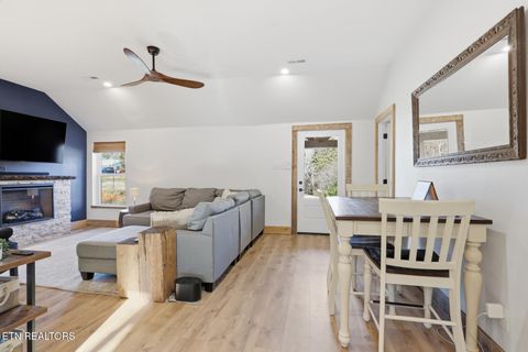 Tiny photo for 8523 Heiskell Rd, Powell, TN 37849 (MLS # 1324194)