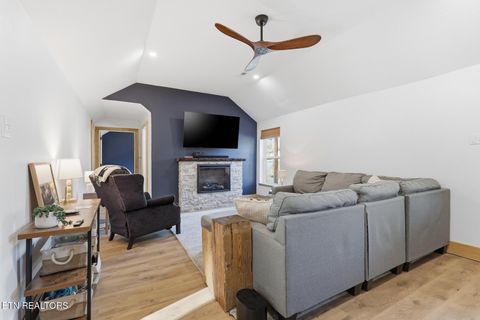 Tiny photo for 8523 Heiskell Rd, Powell, TN 37849 (MLS # 1324194)