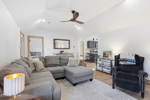 Tiny photo for 8523 Heiskell Rd, Powell, TN 37849 (MLS # 1324194)