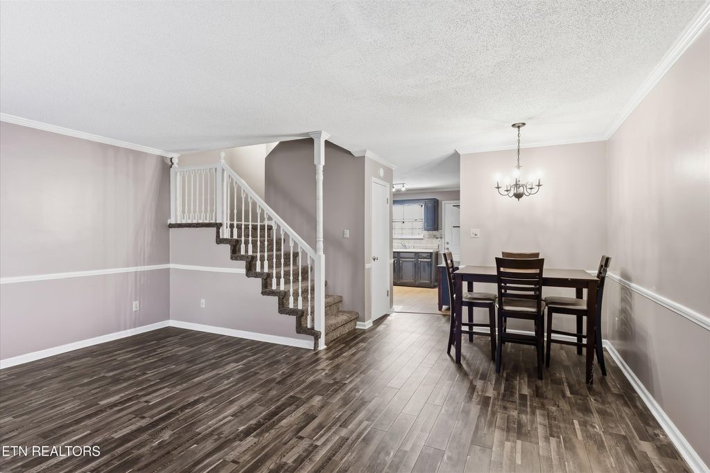 Photo of 810 highland Drive #1104, Knoxville, TN 37912 (MLS # 1330525)