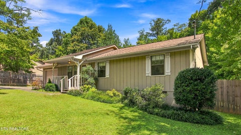Tiny photo for 6612 Bay Circle Drive, Knoxville, TN 37918 (MLS # 1353679)