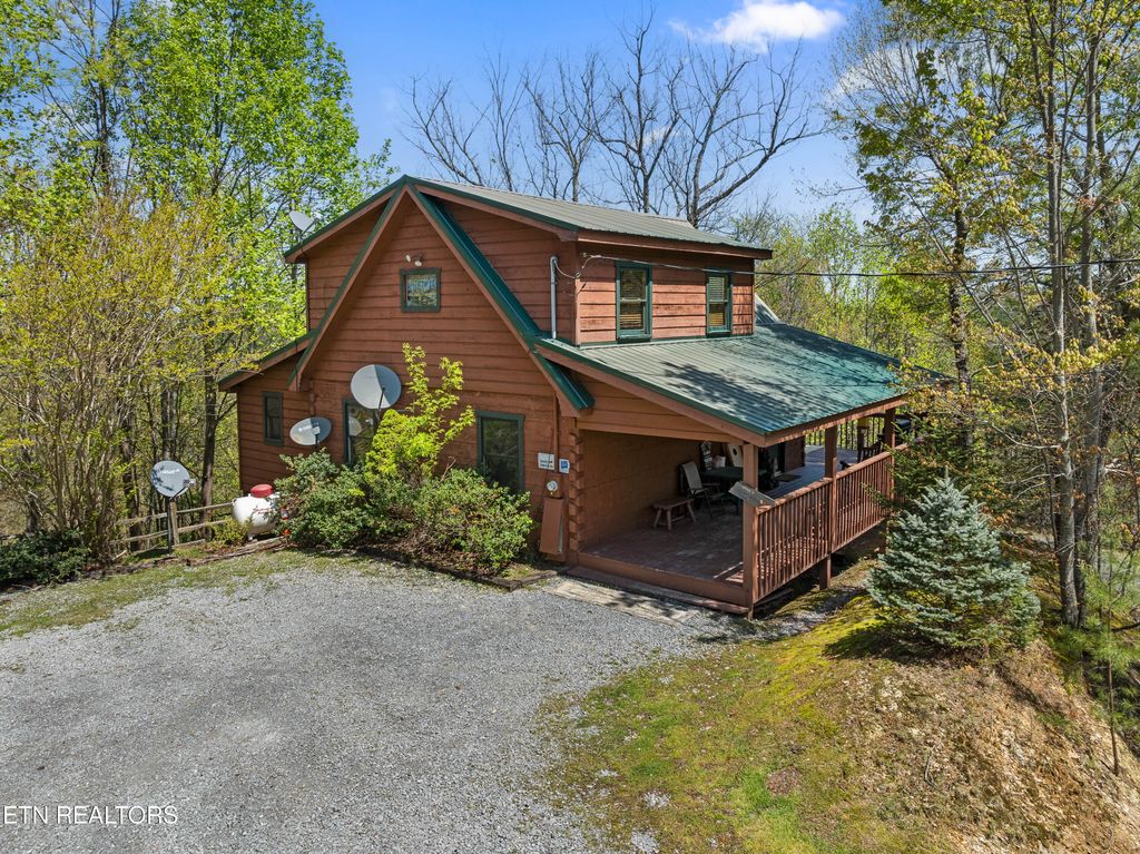 Photo of 4388 Carolina Cove Way, Pigeon Forge, TN 37863 (MLS # 1314753)