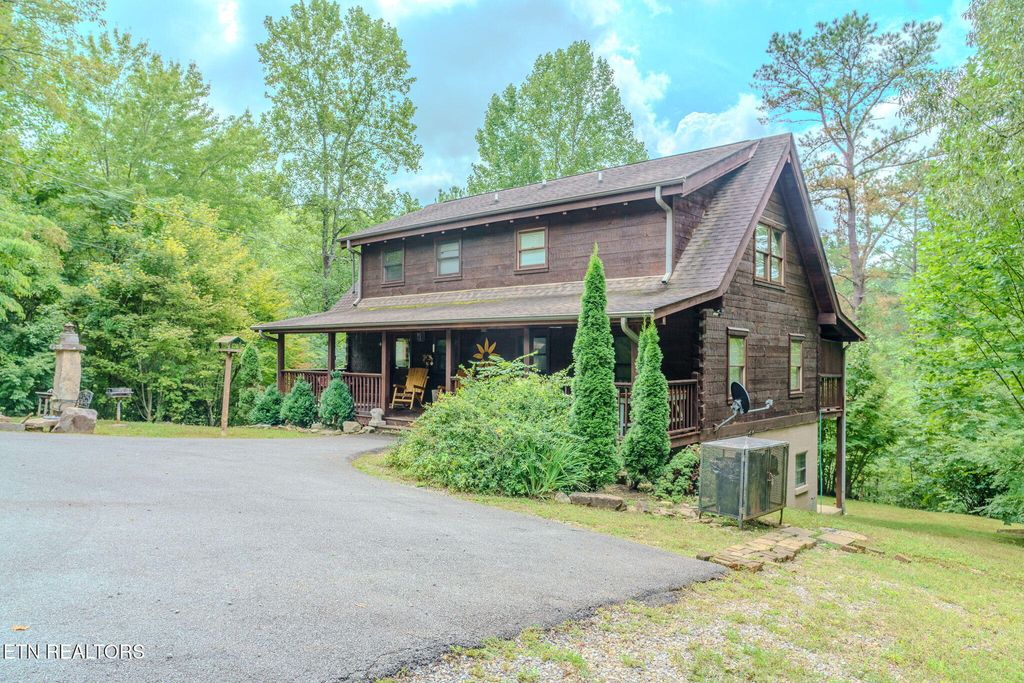 Photo of 510 Houser Rd, Gatlinburg, TN 37738 (MLS # 1313324)