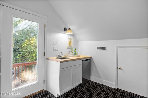Tiny photo for 3836 Woodhill Place, Knoxville, TN 37919 (MLS # 1318924)