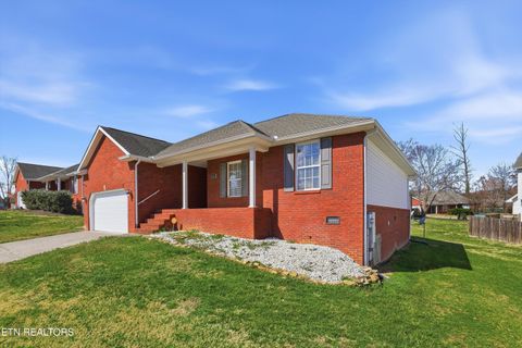 Photo of 823 Colonial Estates Way, Knoxville, TN 37920 (MLS # 1331035)