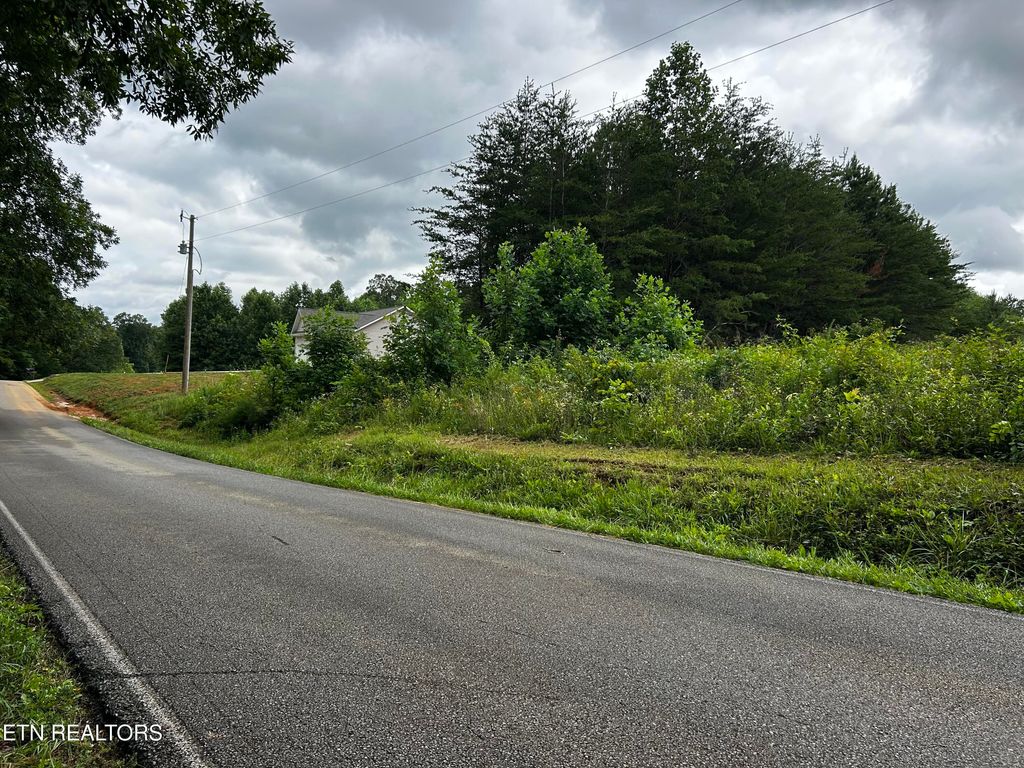 Photo of 251 Chestua Rd, Madisonville, TN 37354 (MLS # 1304612)