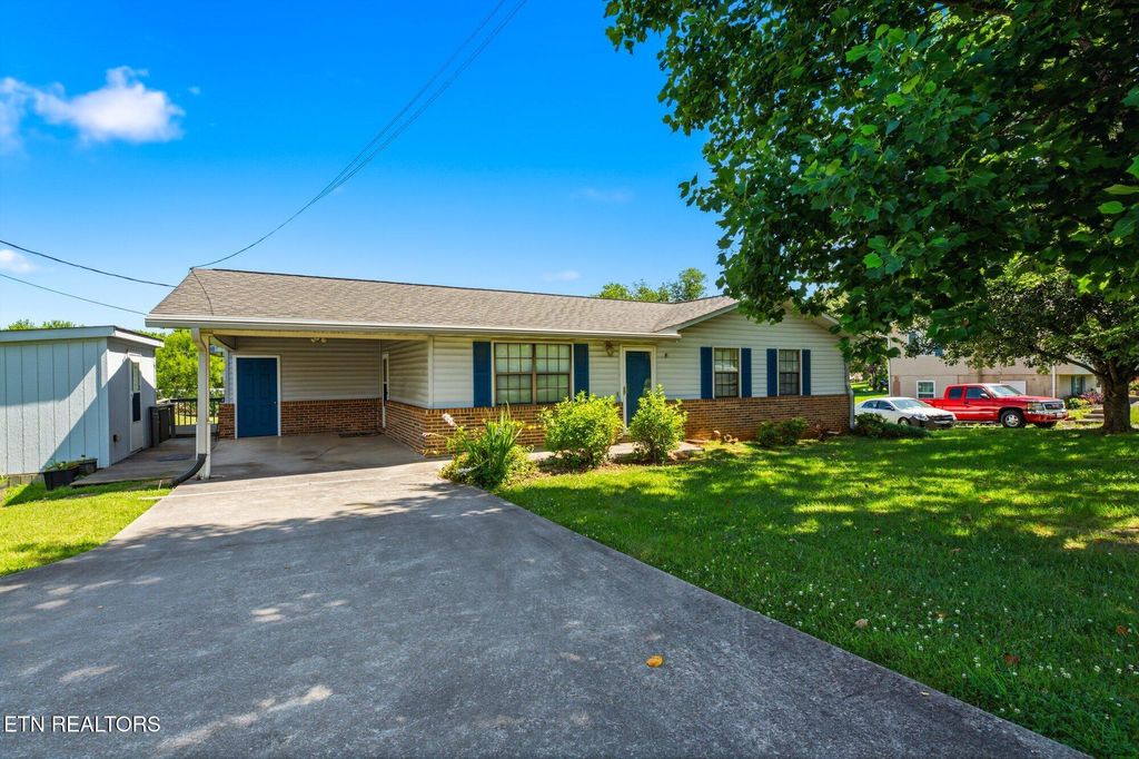 Photo of 709 Old Highway 68, Sweetwater, TN 37874 (MLS # 1345696)