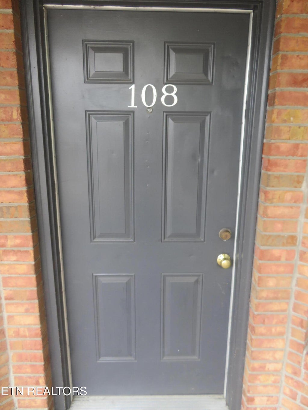 Photo of 2201 Lake Ave #108, Knoxville, TN 37916 (MLS # 1353856)