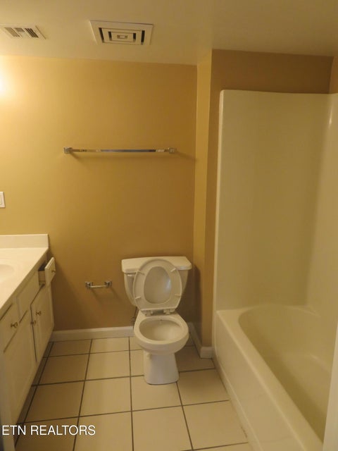 Tiny photo for 2201 Lake Ave #108, Knoxville, TN 37916 (MLS # 1353856)