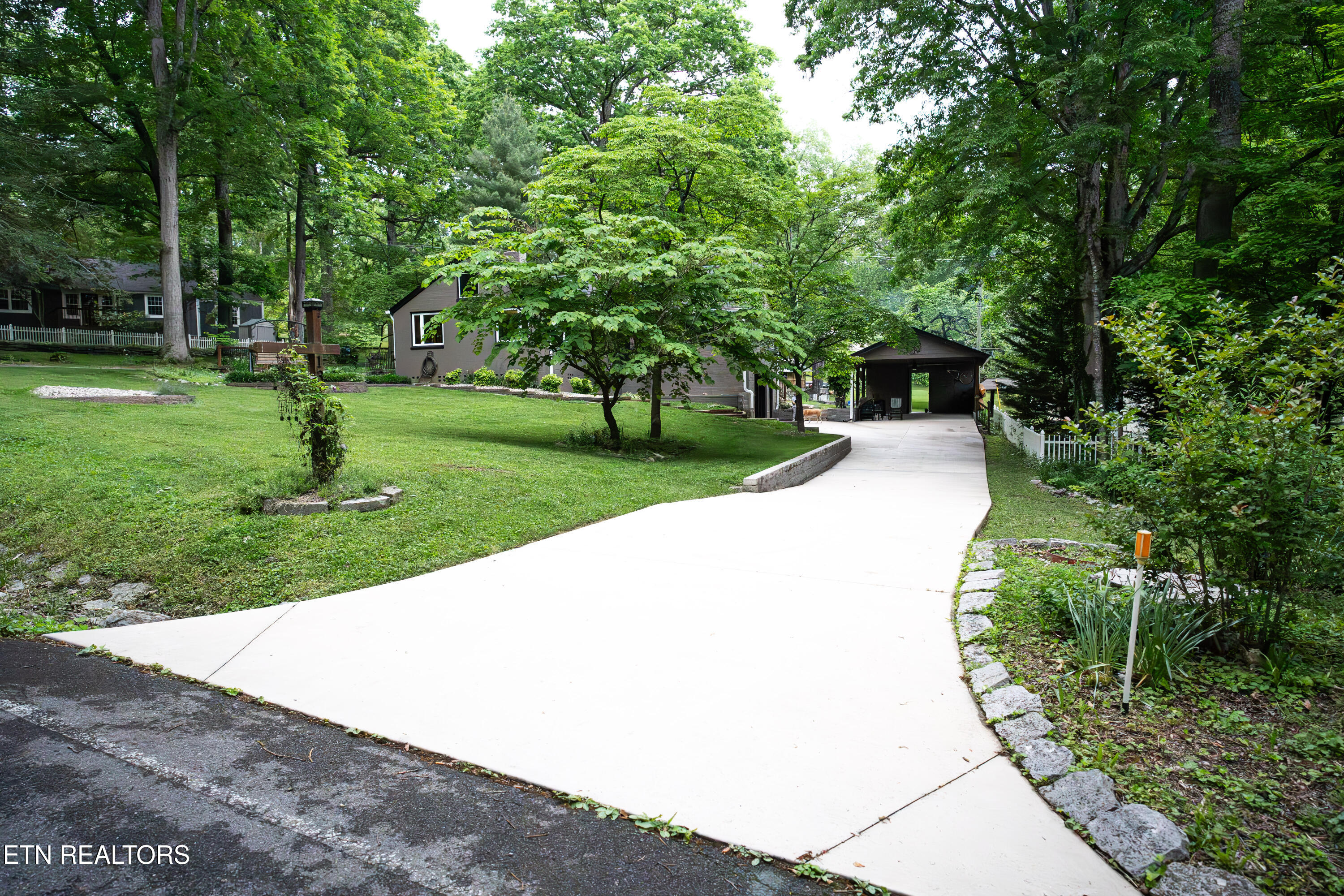 134 W Norris Rd