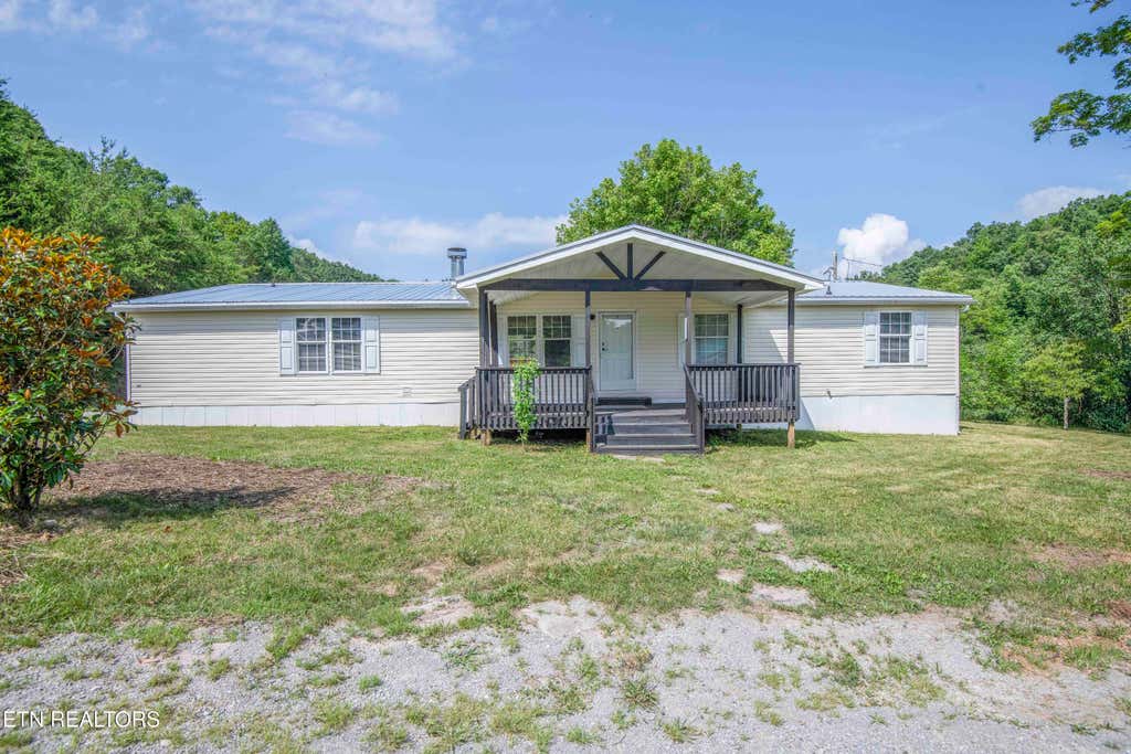 Photo of 1587 Lower Caney Valley Rd, Tazewell, TN 37879 (MLS # 1347237)
