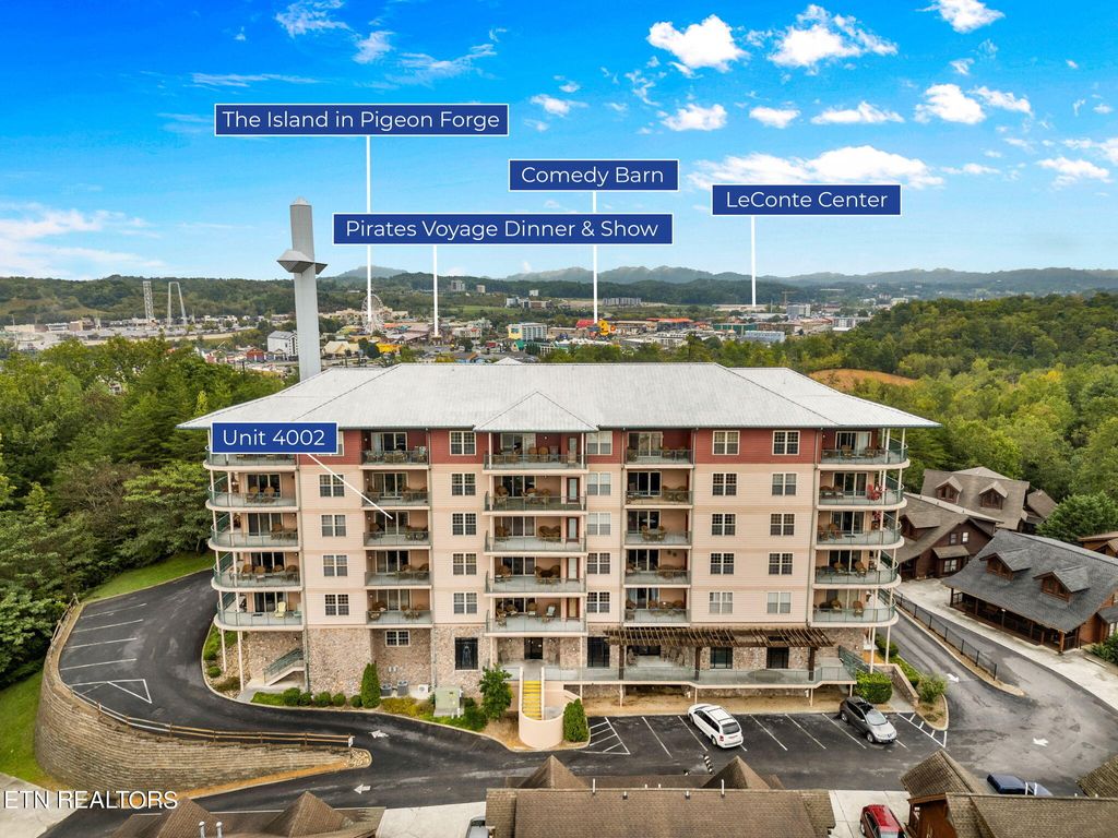 Photo of 410 Big Bear Way #4002, Pigeon Forge, TN 37863 (MLS # 1278213)