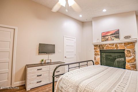 Tiny photo for 1305 Cove Pointe Rd, LaFollette, TN 37766 (MLS # 1319795)