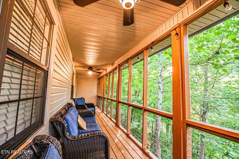 Tiny photo for 1305 Cove Pointe Rd, LaFollette, TN 37766 (MLS # 1319795)