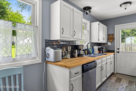 Tiny photo for 114 Aspen Lane, Oak Ridge, TN 37830 (MLS # 1352043)