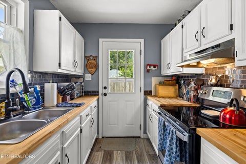 Tiny photo for 114 Aspen Lane, Oak Ridge, TN 37830 (MLS # 1352043)