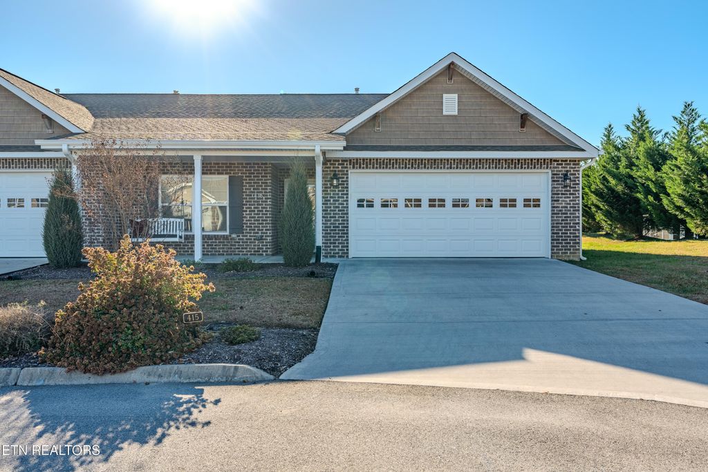 Photo of 415 Larkspur Way, Sevierville, TN 37862 (MLS # 1322555)