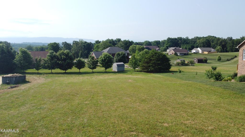 Photo of 1212 Houston Springs Rd, Greenback, TN 37742 (MLS # 1229231)