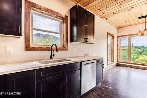 Tiny photo for 4228 Wears Valley Rd #UNIT 92, Sevierville, TN 37862 (MLS # 1317268)