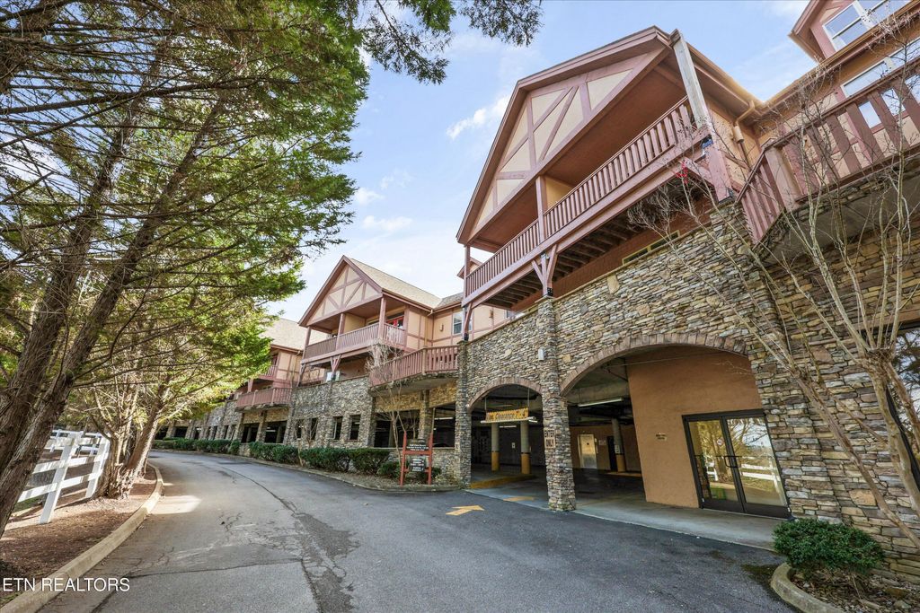 Photo of 830 Golf View Blvd #UNIT 3212, Pigeon Forge, TN 37863 (MLS # 1329458)