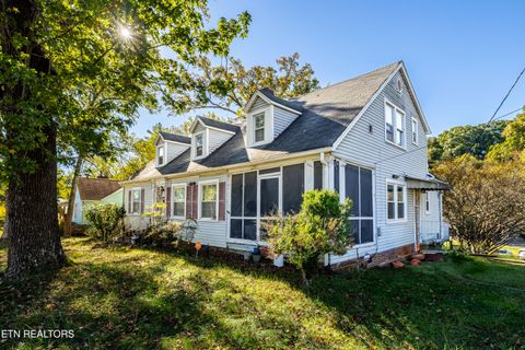 Photo of 2861 Woodbine Ave, Knoxville, TN 37914 (MLS # 1319578)