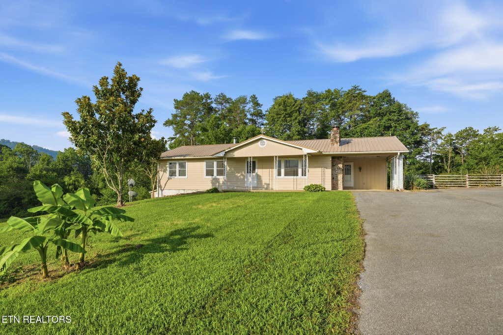 Photo of 315 Brandon Hollow Lane, Bulls Gap, TN 37711 (MLS # 1349213)