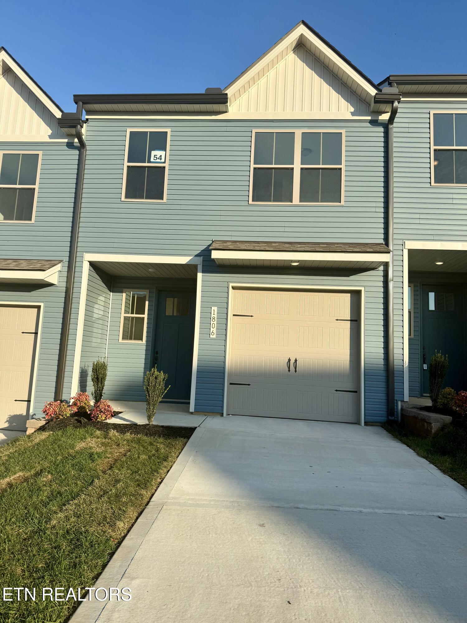 1806 Bennett Village Drive