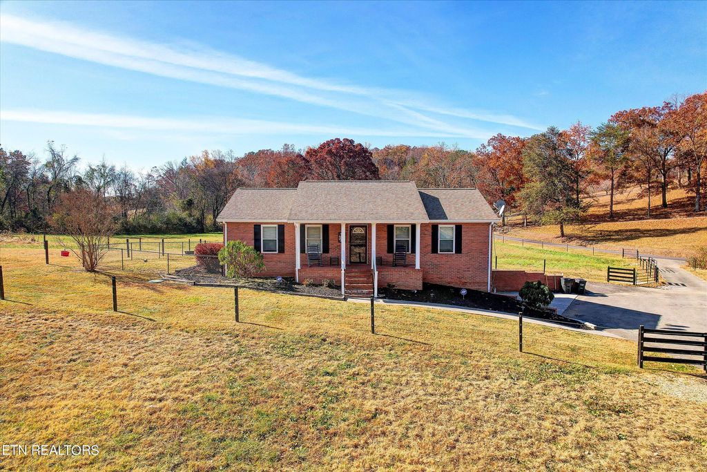 Photo of 4853 Shady Rd, Strawberry Plains, TN 37871 (MLS # 1245997)