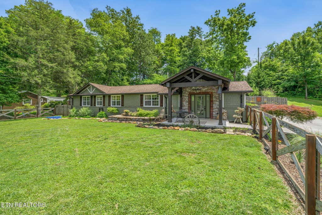 Photo of 7020 Kinzalow Drive, Knoxville, TN 37909 (MLS # 1343813)