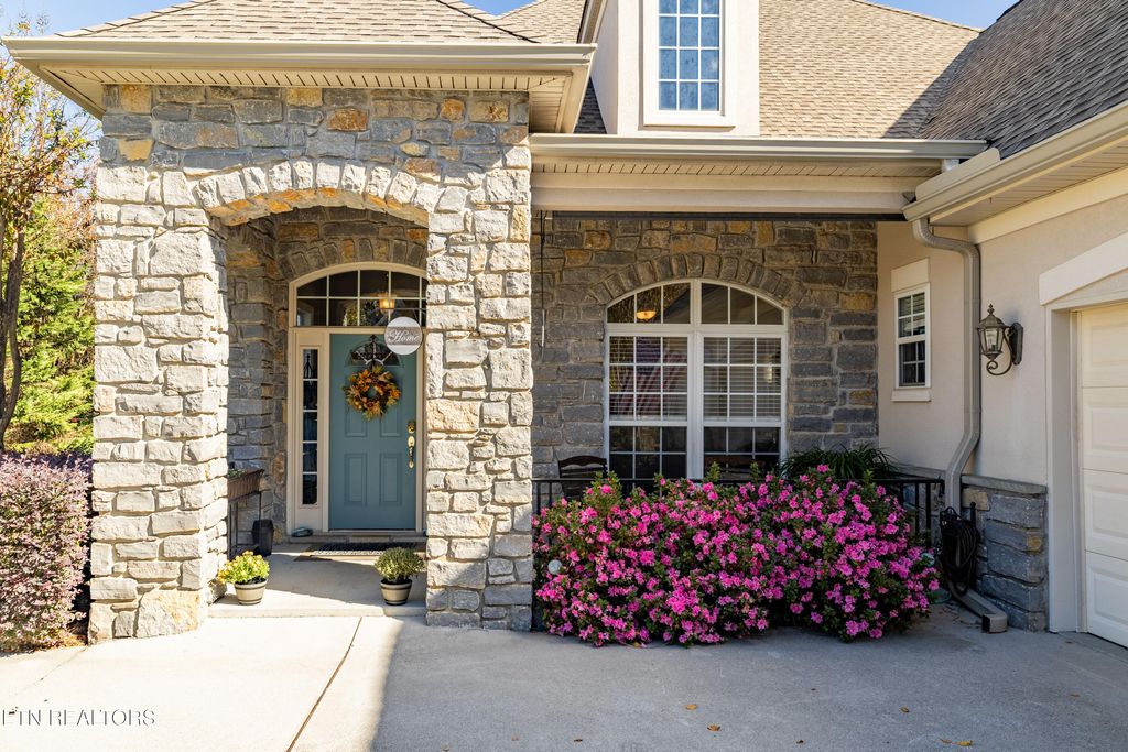 Photo of 209 White Hawk Drive, Vonore, TN 37885 (MLS # 1281707)