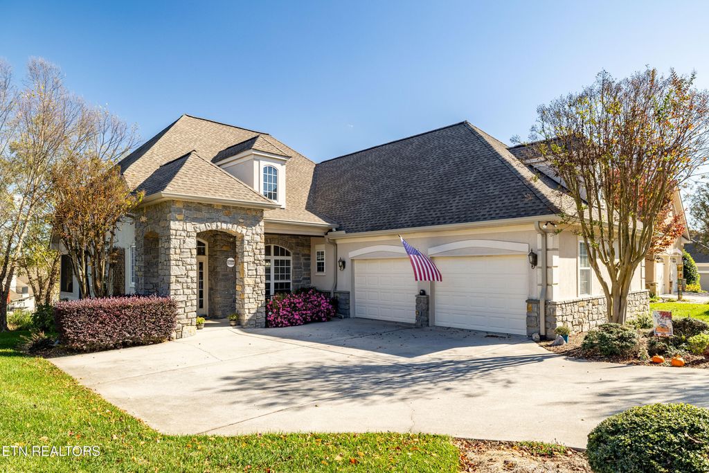 Photo of 209 White Hawk Drive, Vonore, TN 37885 (MLS # 1281707)