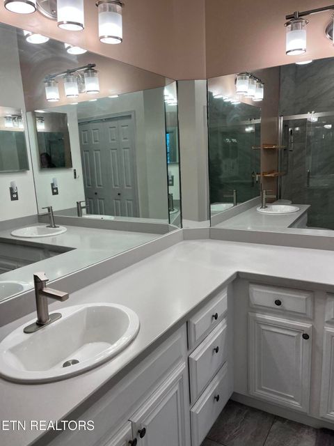 Tiny photo for 565 Rarity Bay Pkwy Pkwy #103A, Vonore, TN 37885 (MLS # 1316711)