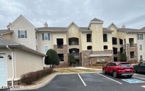 Photo of 565 Rarity Bay Pkwy Pkwy #103A, Vonore, TN 37885 (MLS # 1316711)
