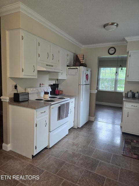 Tiny photo for 196 Church Rd, LaFollette, TN 37766 (MLS # 1347377)
