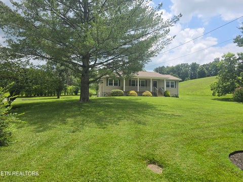 Tiny photo for 196 Church Rd, LaFollette, TN 37766 (MLS # 1347377)