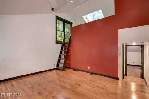 Tiny photo for 102 Oxford Rd, Oak Ridge, TN 37830 (MLS # 1343780)