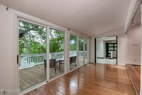 Tiny photo for 102 Oxford Rd, Oak Ridge, TN 37830 (MLS # 1343780)
