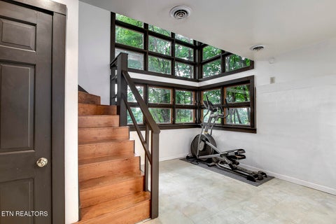 Tiny photo for 102 Oxford Rd, Oak Ridge, TN 37830 (MLS # 1343780)