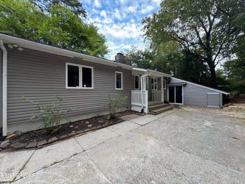 Tiny photo for 102 Oxford Rd, Oak Ridge, TN 37830 (MLS # 1343780)